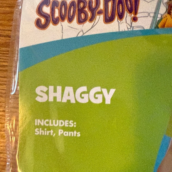 Spirit Shaggy Costume - Green and Red - Picture 3 of 4